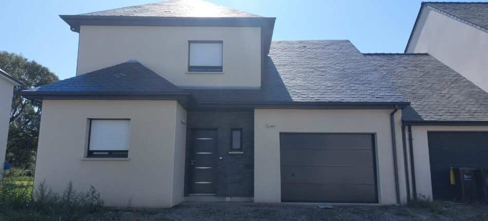 Réalisation d’une maison traditionnelle à étage près d’Angers (49) !  - Réalisation Angers maison traditionnelle - Maisons Bernard Jambert