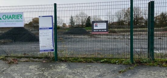 Terrain à bâtir à Villedieu-la-Blouère, Pays de la Loire